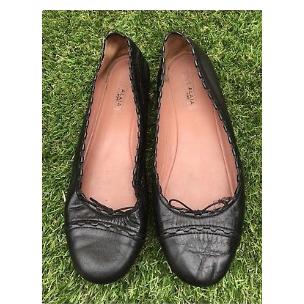 ALAIA Black Leather Ballet Flats with Bow 38.5